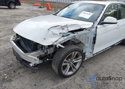 2018 BMW 330I z USA, uszkodzony, nr VIN WBA8B9C58JEE80771